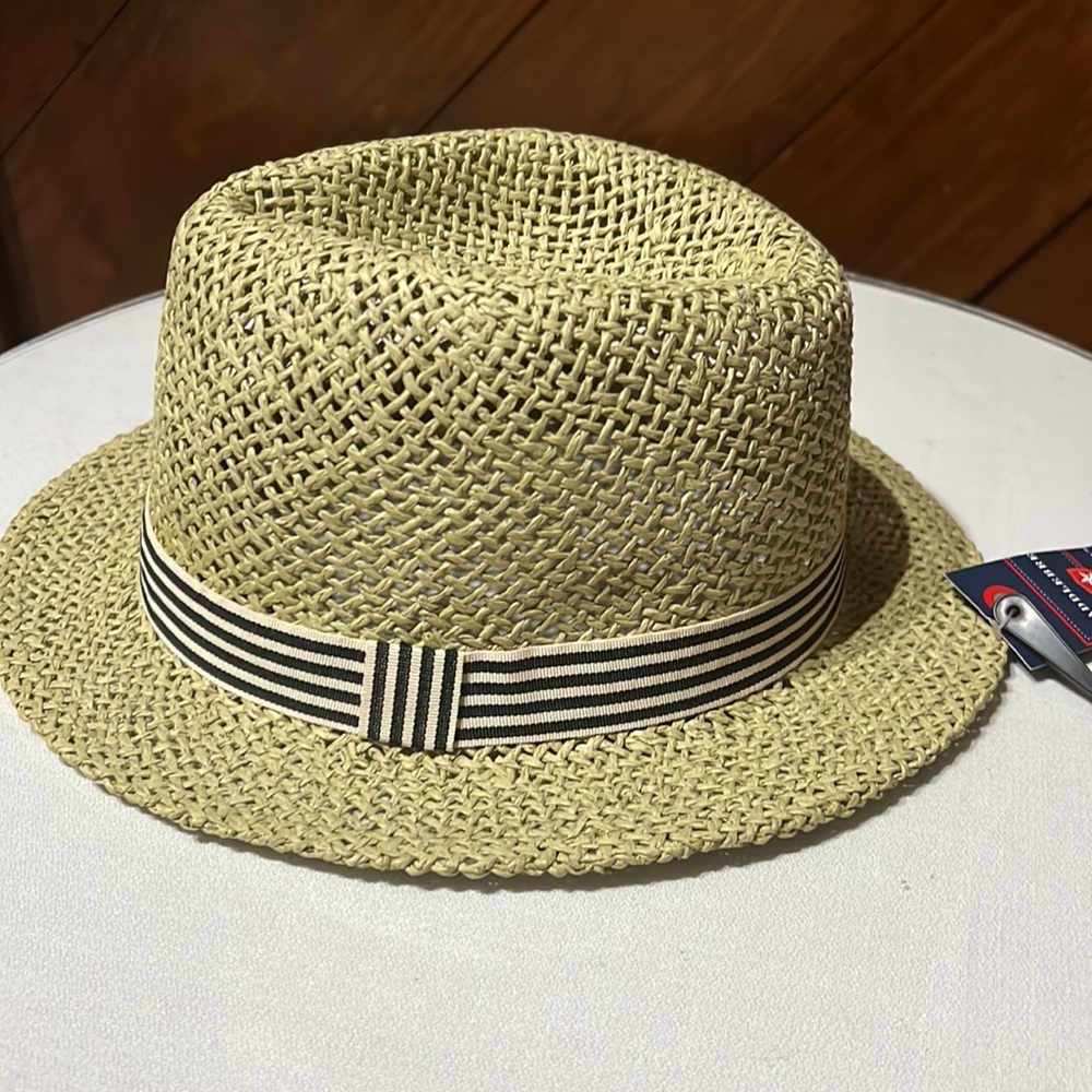 Man’s lime green sport hat!